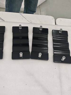 Calidad Serpiente de refrigeración líquida de microcanales de aluminio para celdas cilíndricas 4695 Fábrica