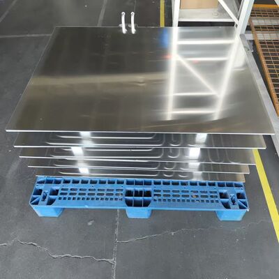 Calidad Placa de enfriamiento líquido de aluminio soldada continua estampada para ESS a escala de servicios públicos y electrónica de potencia de alta resistencia Fábrica