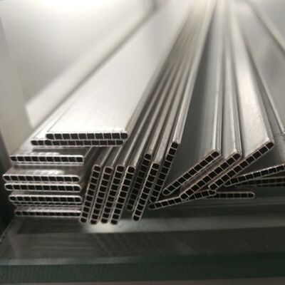 Calidad Tubo multipuerto de micro canal de aluminio para el sistema de almacenamiento de energía y transferencia de calor Fábrica
